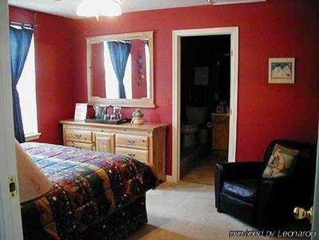 Miners Pick Bed And Breakfast Idaho Springs Room photo